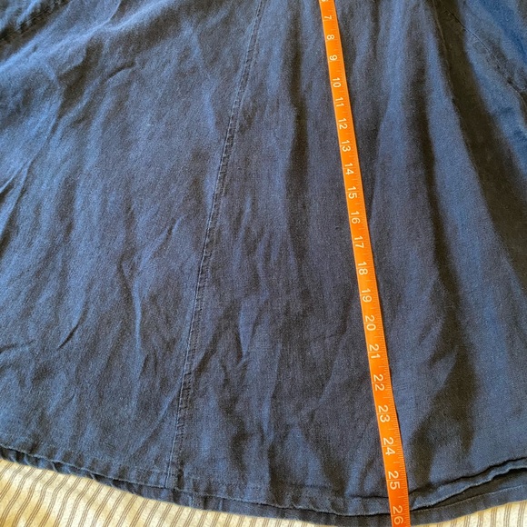 Elizabeth Suzann Linen Top - Picture 7 of 7